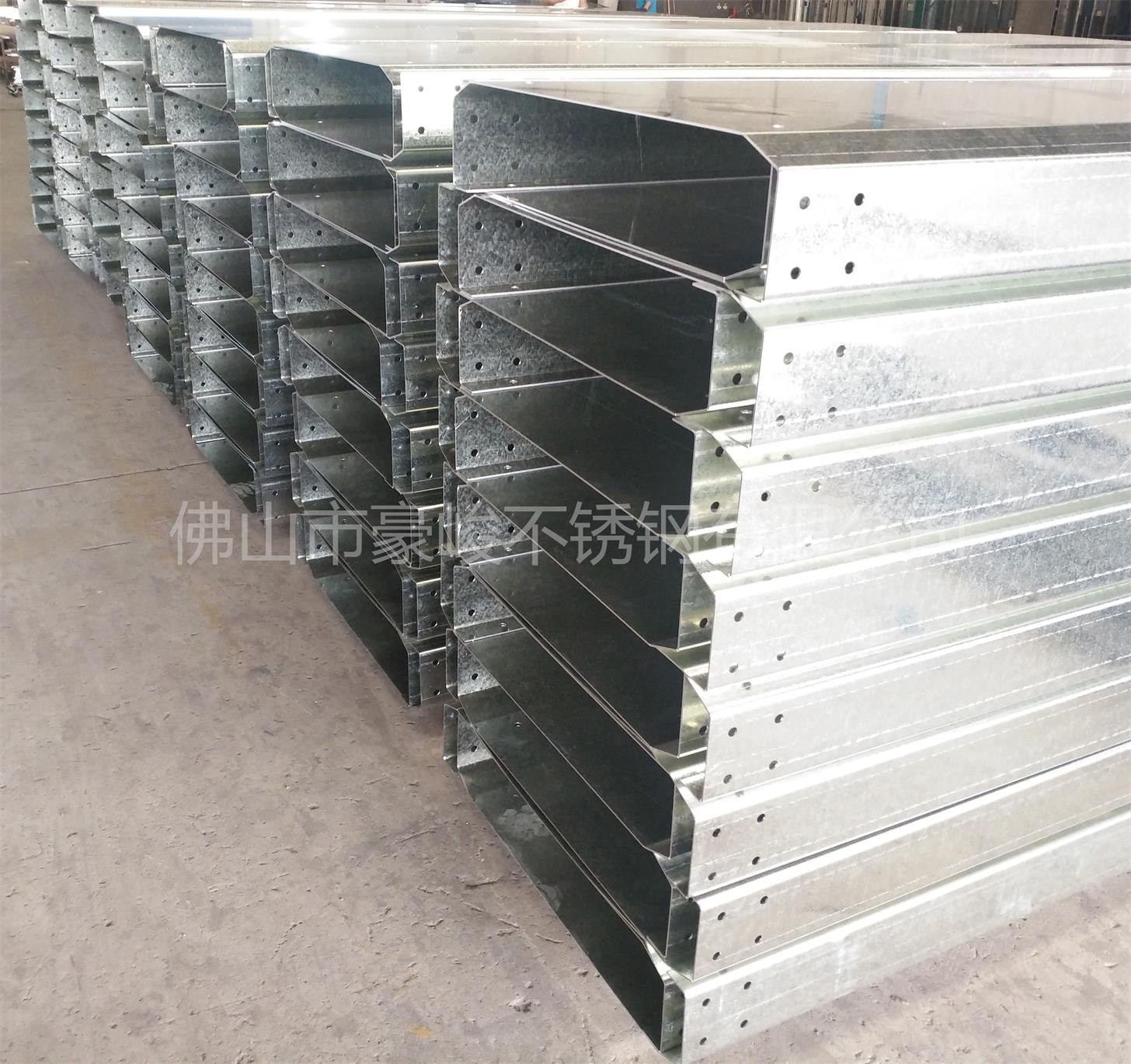 長(zhǎng)沙鋼板折彎